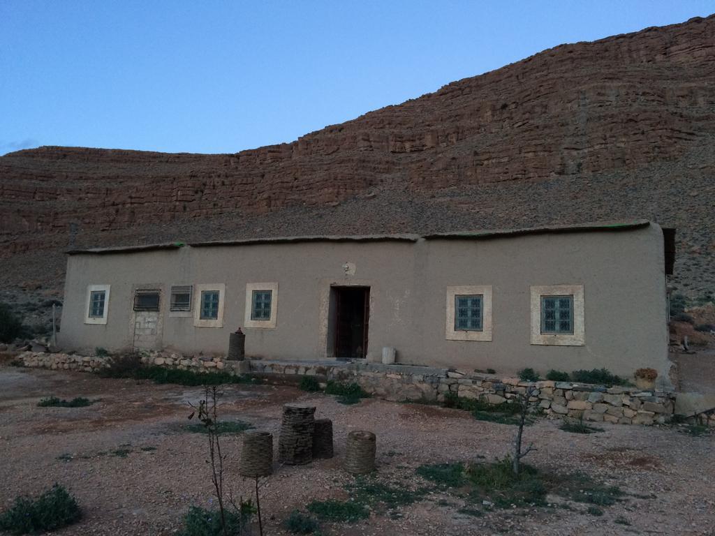 Gite D'Etape Traditionnel Berbere Ifri Ngoại thất bức ảnh